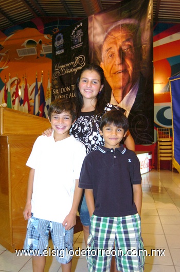 06092009 José Miguel, Andrés y Ana Isabel.