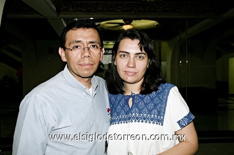 06092009 Miguel Ángel García y Linda Haro Ureña.