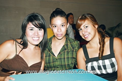 07092009 Nancy Lara, Alejandra Córdova y Ana Isabel Álvarez.