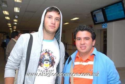 07092009 Francisco Belgodere y Selko Páramo se fueron con destino a Chihuahua.