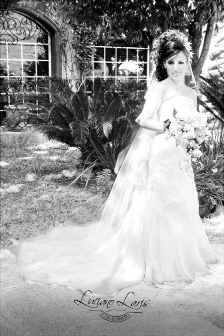 Contrajeron nupcias, Ing. Leonor Angélica Quintero Monárrez e Ing. Luis Fernando Miranda Lara, el pasado sábado 25 de julio de 2009.

Luciano Laris Foto y Diseño