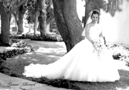 Srita. Rosa Guadalupe Salinas Romero unió su vida a la del Sr. Onasis Édgar Gómez González.

Gustavo Borroel Fotografía