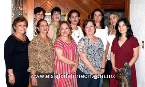 09092009  Integrantes del Club de Jardinería Casandra, en su primera junta del año.