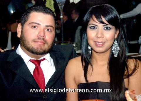 09092009 Luis Fernando Hernández y Jéssica Ávalos.