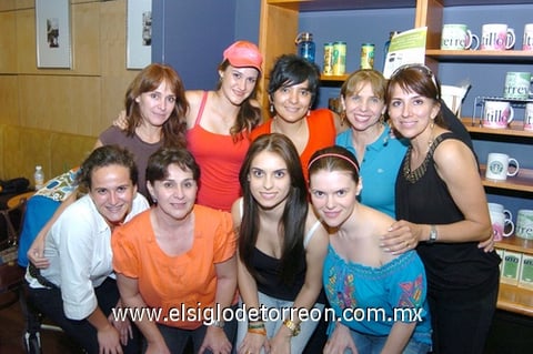 12092009 Karla, Karina, Raquel, Ale, Caro, Cristy, Elena, Maribel y Aurora.