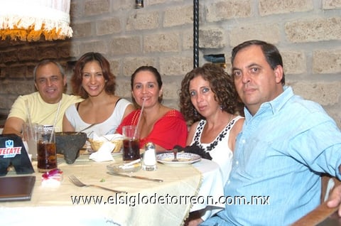 14092009 Emilio Rodríguez, Paty Arredondo, Gaby Duarte, Ana Tere Saldaña y Santiago Garza.