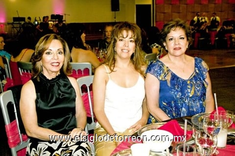 13092009 Rita de Iruzubieta, Gina Ramírez y Cristy de la Garza.