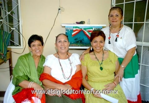 15092009 Mirna López, Mary Meléndez y Cuquis Sánchez.