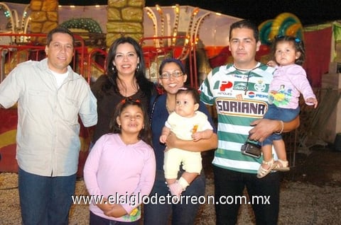 20092009 Juan Martínez y María Luquín.