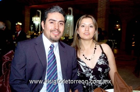 20092009 Alejandro Pérez y Zugey Reyes de Pérez.