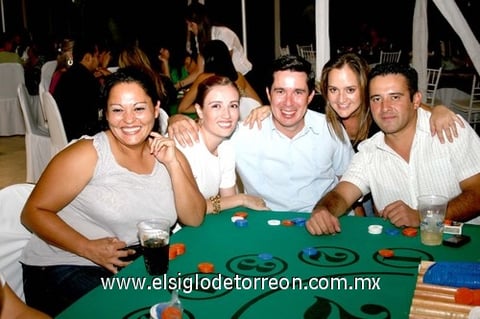 20092009 Karla de Saracho, Érick Saracho, Benjamín Ávalos, Paty de Ávalos y Laura.