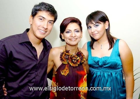 08092009 Jesús José Reynoso, Angelina Hernández y Angelina Reynoso.
