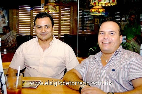 20092009 Ana Estrada y Robert Carmona.