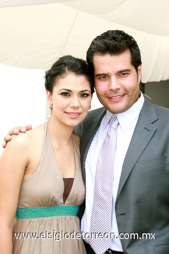 26092009 Brenda y Óscar Soto.