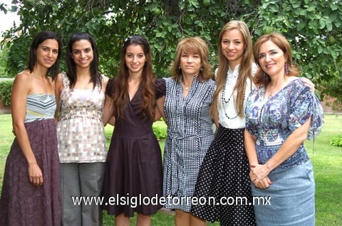 26092009 Cecilia, Dany, Gaby, Mónica, Mary Gaby y Cecy.