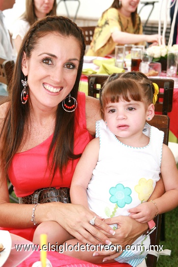 28092009 Annie y Aitana Ocejo.