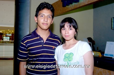 24092009 Ernesto López y María García.