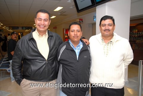 23092009 México. César Madera Gloria, José Reyes Rentería y Julio César Gutiérrez.