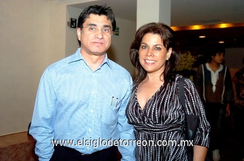 29092009 Lizania Agüero y Alberto Alday.
