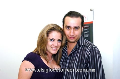 27092009 Ara Corrales y Enrique Sada.