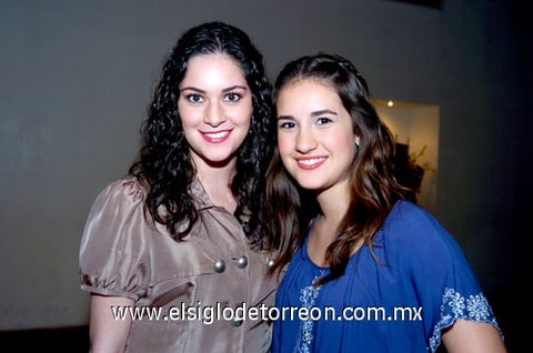 29092009 Marisol Papadópulos y Katia Hernández.