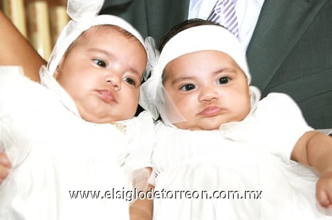 30092009 Ivanna y Regina Soto González.