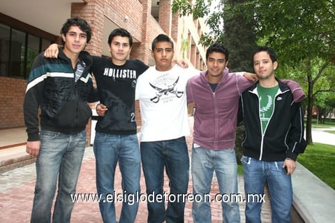 01102009 Miguel Pardo, Alejandro Nalda, Julián Goray, Alex Sáenz y Alfredo Hernández.