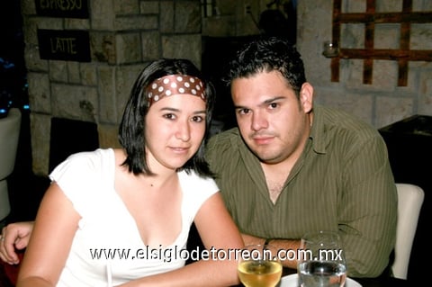 02102009 Alejandra Cerón y Adrián Reyes.
