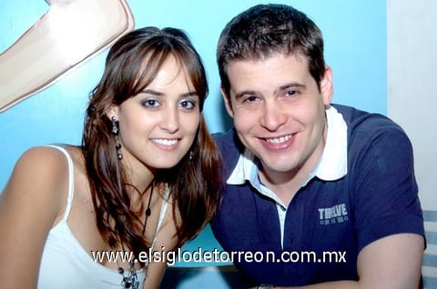 02102009 Paty Alanís y Édgar Valdés.