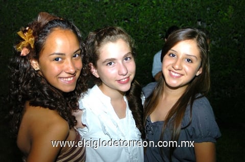 05102009 Ale Lugo, Josie Leal y Sofía Gálvez.
