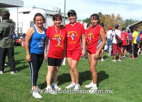 05102009 María Elena Montiel, Lorena Pedroza, Patricia Ávila y Lupita Hernández.