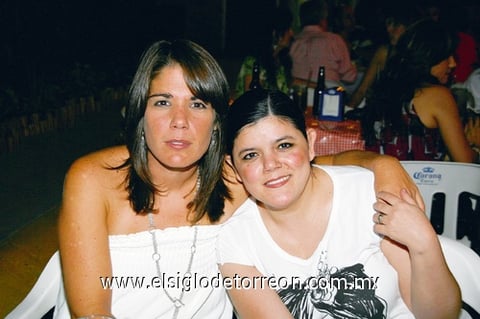 05102009 Ale Borrego e Iciar Villarreal.