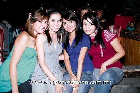 04102009 Karen Muñoz, Mayra Hermosillo, Rosaura Varela y Brigith Villa.