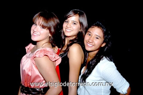 06102009 Angélica Amezcua, Marifer Cerón y Vanessa Jardón.