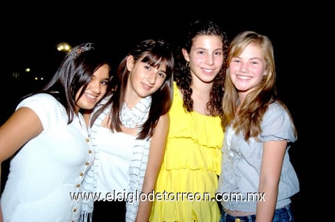 06102009 Marifer, Sofía, Sofía y Andrea.