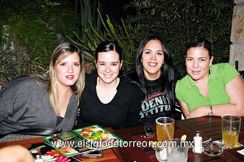 04102009 Mónica de la Torre, Fernanda de Castro, Renata Garza y Mercedes Rosales.