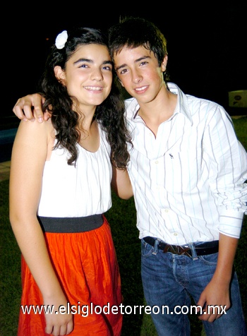 07102009 Isabela Villarreal Anaya el día de su fiesta de cumpleaños acompañada de su primo Memo Anaya.