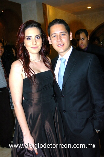 12102009 Paulina Damm y Gonzalo Baldon.