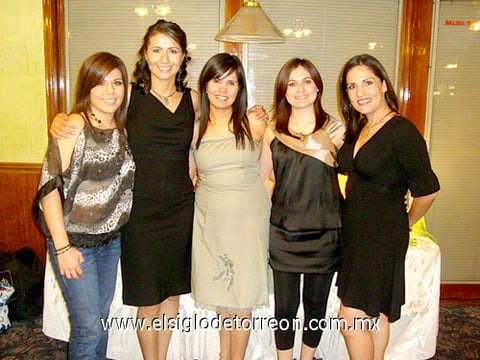 09102009 Ana Laura Ramírez, Sara Orea García, Carmen Andrade, Claudia Saldívar y Denise Doporto.