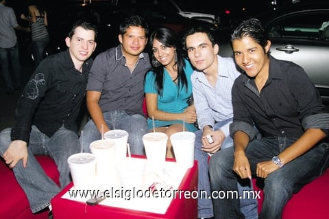 11102009 Alan Martínez, Alex Medina, Ileana Cepeda, Adolfo Calderón e Iván Medrano.
