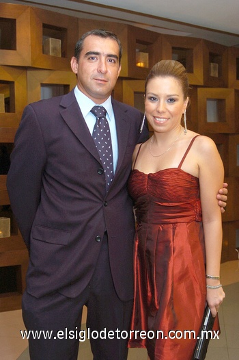 11102009 Lorena Anaya y Jorge Ledesma.