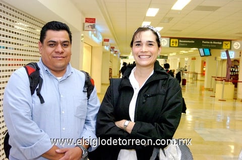 15102009 México. Julio Faz y Karen Conde.