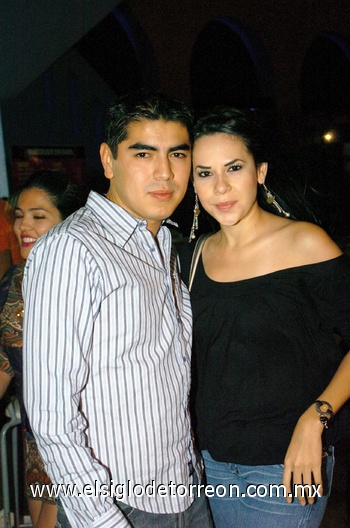 19102009 Carlos Ortiz y Viridiana Marín.
