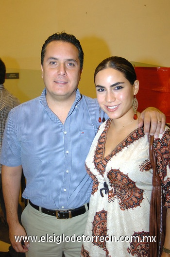 24102009 Ale y Shafee Etemad.