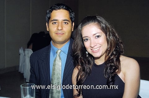 25102009 Monserrat Cepeda y Manuel Ramírez.