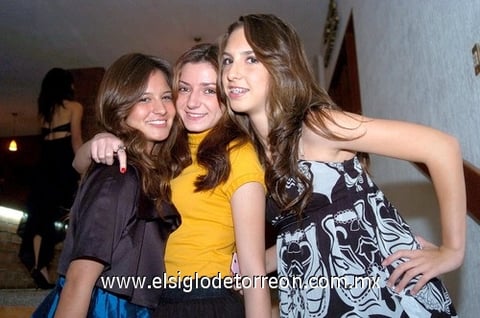 27102009 Ulises Nahle, Katia Bitar y Natalia Acosta.