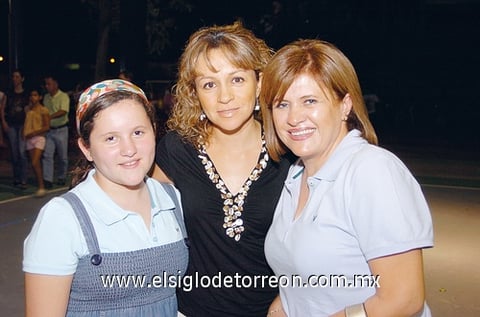 26102009 Arantza Lozada, Marian de Támez y Edith de Lozada.