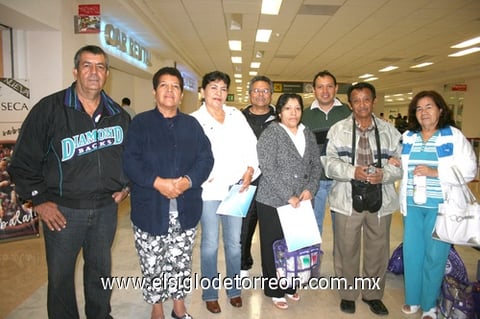 26102009 Cancún. Jesús Padilla, Rosy Portillo, Silvia Tovar, Cruz Saldaña, Armando Navarro, Eduardo Berumen, Santiago Rodríguez y Florencia Torres.