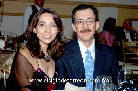 28102009 Pareja. Beatriz Gorjón de Robles y Carlos Robles Ramírez.
