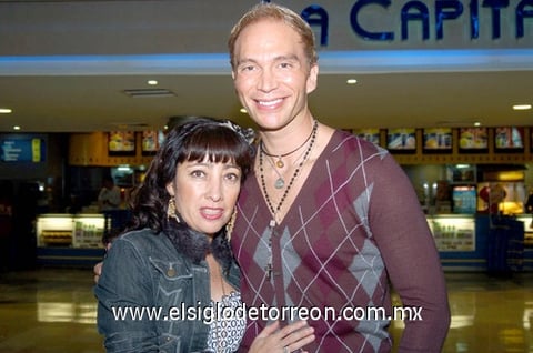 28102009 Norma Cardona y Christian Izaguirre.